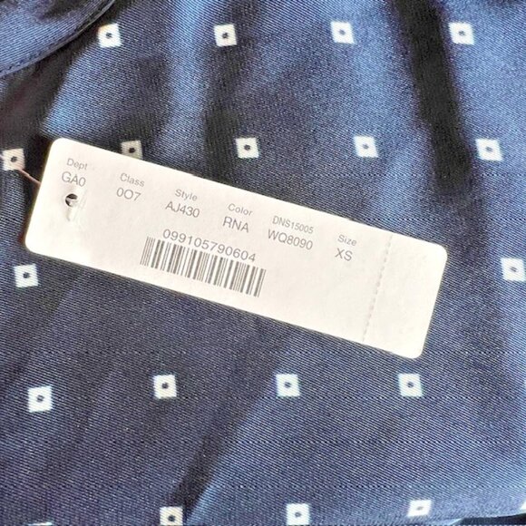 J.Crew Drapey button-up tunic in Ratti® geometric twill Blouse Navy XS NWT - Picture 5 of 8